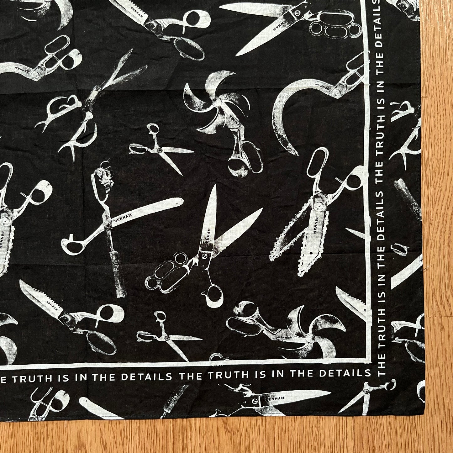 DENHAM The Jeanmaker Scissor Print Bandana Handkerchief